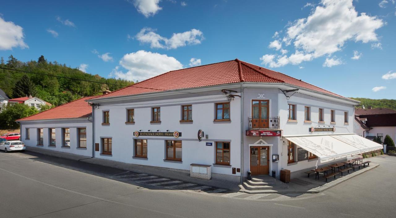 Restaurace Hotel Praha Nizbor Extérieur photo